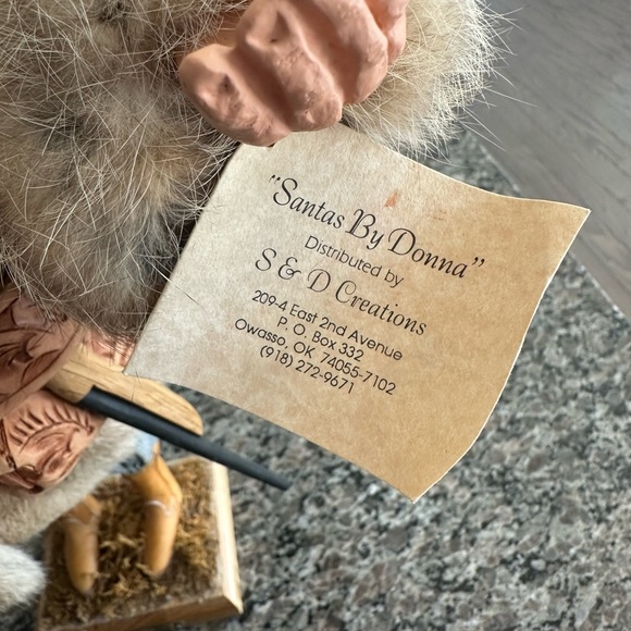 “Christmas in the Northwest” Santa by Donna - Picture 3 of 6